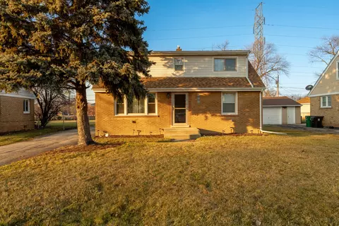 7748 Suburban Ln, Bridgeview, IL 60455 photo 19