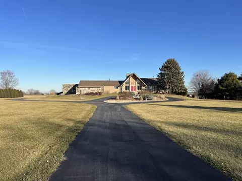 Exterior - 8342 Old Ridge Rd, Plainfield, IL 60544 photo 1 of 9