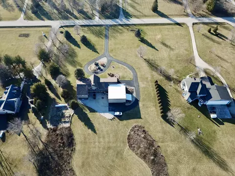 View/Area - 8342 Old Ridge Rd, Plainfield, IL 60544 photo 3 of 8
