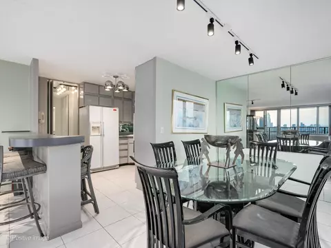 Dining - 400 E Randolph St #3709, Chicago, IL 60601 photo 2 of 4
