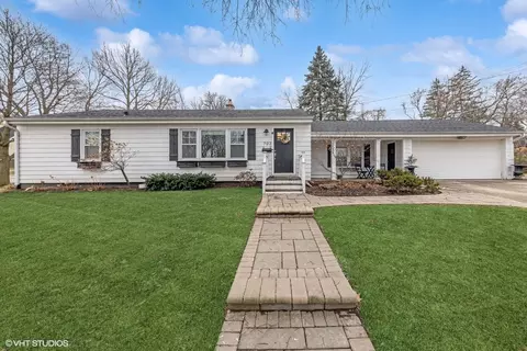 702 S Stough St, Hinsdale, IL 60521