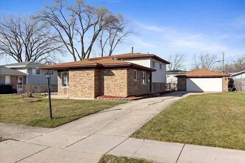 4356 Wagman St, Oak Forest, IL 60452