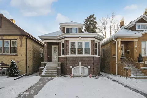 7831 Westwood Dr, Elmwood Park, IL 60707