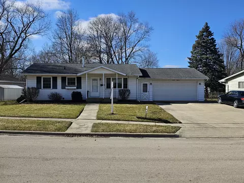 1618 Sunrise Dr, Dekalb, IL 60115