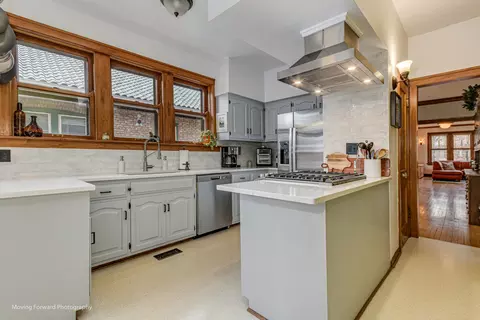 Kitchen - 3013 Maple Ave, Berwyn, IL 60402 photo 1 of 6