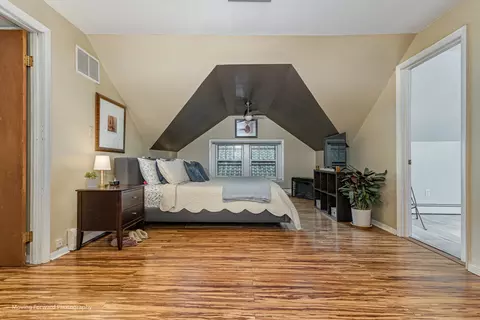 Bedroom - 3013 Maple Ave, Berwyn, IL 60402 photo 6 of 6
