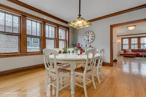 Dining - 3013 Maple Ave, Berwyn, IL 60402 photo 2 of 3