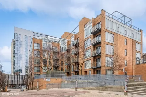 1720 Oak Ave #507, Evanston, IL 60201