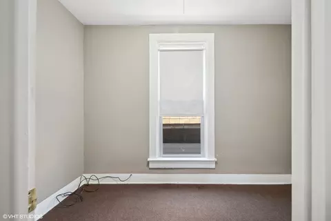 2958 E 80th Pl, Chicago, IL 60617 photo 11