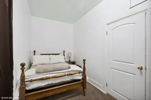 2958 E 80th Pl, Chicago, IL 60617 photo 4