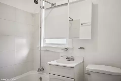 2958 E 80th Pl, Chicago, IL 60617 photo 12