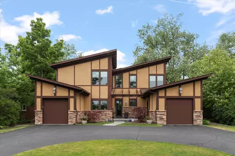 580 Rambler Ln, Highland Park, IL 60035