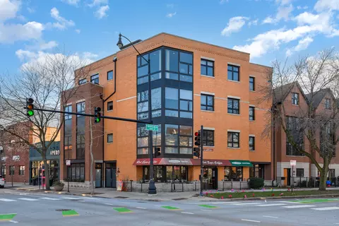 4164 N Lincoln Ave #4S, Chicago, IL 60618