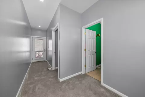 Other - 2330 E 71st St #B, Chicago, IL 60649 photo 3 of 3