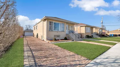 Undisclosed, Chicago, IL 60638