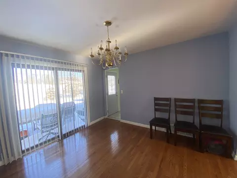 36 Sunset Dr, Cary, IL 60013 photo 5