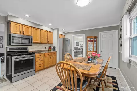 Kitchen - 57 Paddock St, Montgomery, IL 60538 photo 1 of 4