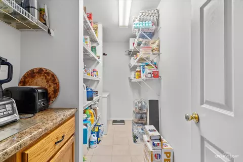 Kitchen - 57 Paddock St, Montgomery, IL 60538 photo 4 of 4