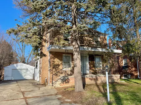 Exterior - 232 E 141st St, Dolton, IL 60419 photo 5 of 7