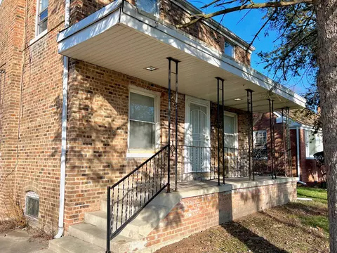 Exterior - 232 E 141st St, Dolton, IL 60419 photo 4 of 7