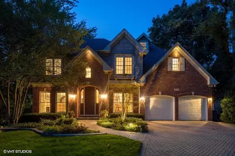 313 W North St, Hinsdale, IL 60521