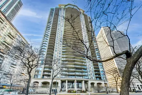1040 N Lake Shore Dr #11D, Chicago, IL 60611