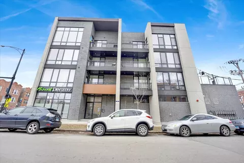 2405 W Iowa St #401, Chicago, IL 60622