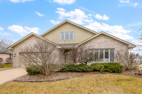1239 Key West Dr, Lockport, IL 60441
