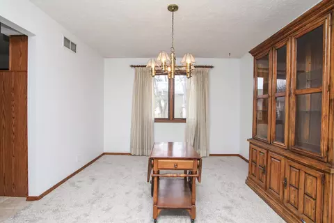 Dining - 3 Tami Ct, Bloomington, IL 61701 photo 1 of 2