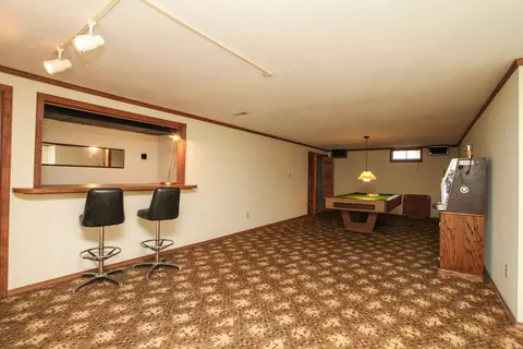Living - 3 Tami Ct, Bloomington, IL 61701 photo 6 of 8