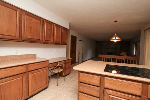Kitchen - 3 Tami Ct, Bloomington, IL 61701 photo 4 of 4