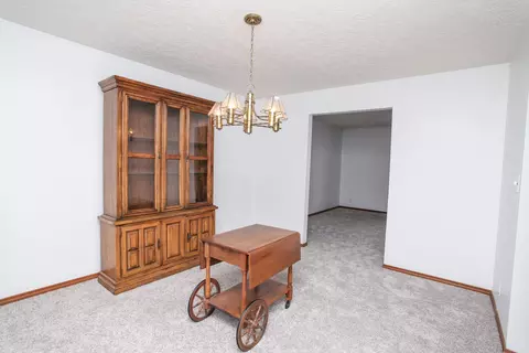 Living - 3 Tami Ct, Bloomington, IL 61701 photo 1 of 8
