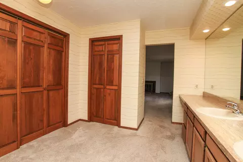 Entry Way - 3 Tami Ct, Bloomington, IL 61701 photo 1 of 1