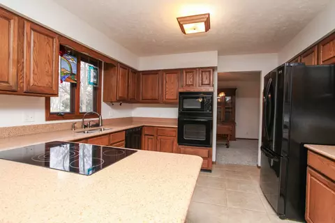 Kitchen - 3 Tami Ct, Bloomington, IL 61701 photo 1 of 4