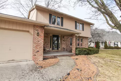 Exterior - 3 Tami Ct, Bloomington, IL 61701 photo 2 of 9