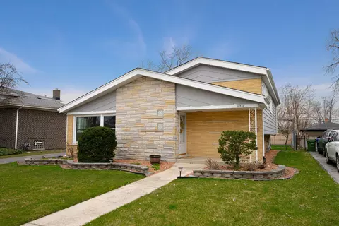 10920 S Kenneth Ave, Oak Lawn, IL 60453
