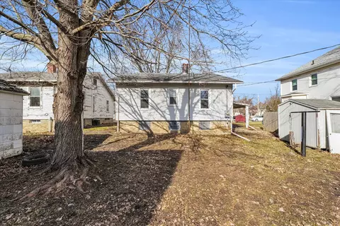Exterior - 208 E Cemetery Ave, Chenoa, IL 61726 photo 6 of 7