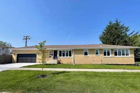 4900 N Oconto Ave, Harwood Heights, IL 60706