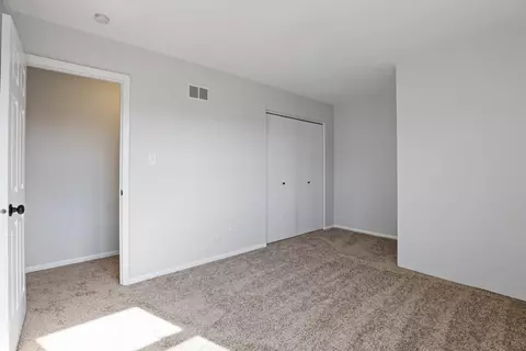 Bedroom - 451 Wright Ct, Bolingbrook, IL 60440 photo 4 of 5