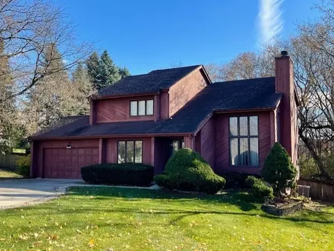 101 Concord Ln, Bolingbrook, IL 60440