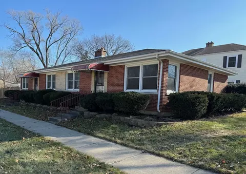739 E 43 E Maple St, Lombard, IL 60148 photo 2