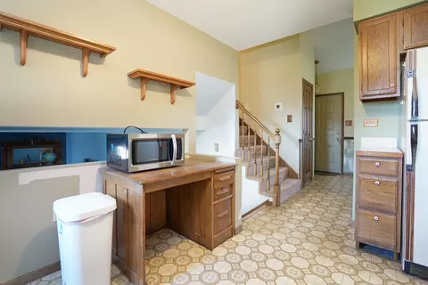 Kitchen - 13718 S Mallard Dr, Plainfield, IL 60544 photo 3 of 4