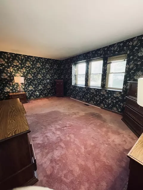 Bedroom - Undisclosed, Hoffman Estates, IL 60169 photo 1 of 3