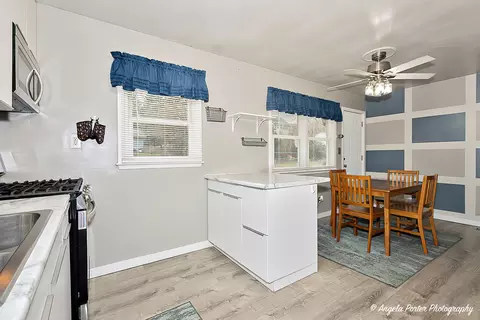 1805 W Oakleaf Dr, Mchenry, IL 60051 photo 5