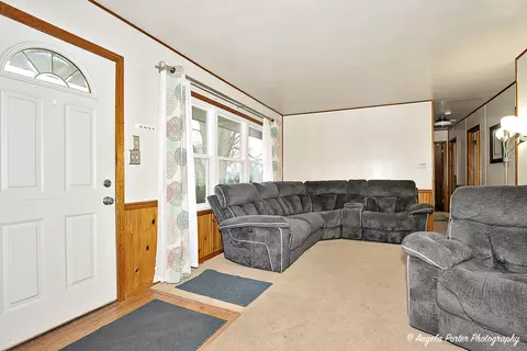 1805 W Oakleaf Dr, Mchenry, IL 60051 photo 9