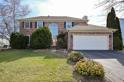 1042 Mountain Glen Way, Carol Stream, IL 60188