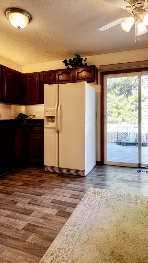 Kitchen - 2705 Westbrook Dr, Bloomington, IL 61705 photo 7 of 7
