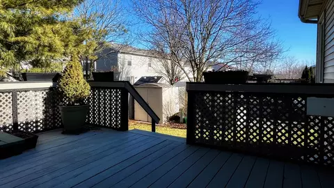 Exterior - 2705 Westbrook Dr, Bloomington, IL 61705 photo 9 of 13
