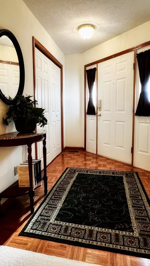 Entry Way - 2705 Westbrook Dr, Bloomington, IL 61705 photo 1 of 4