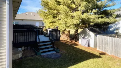 Exterior - 2705 Westbrook Dr, Bloomington, IL 61705 photo 7 of 13